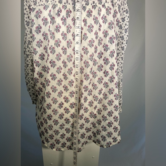 J Jill cotton v neck blouse - Picture 6 of 8